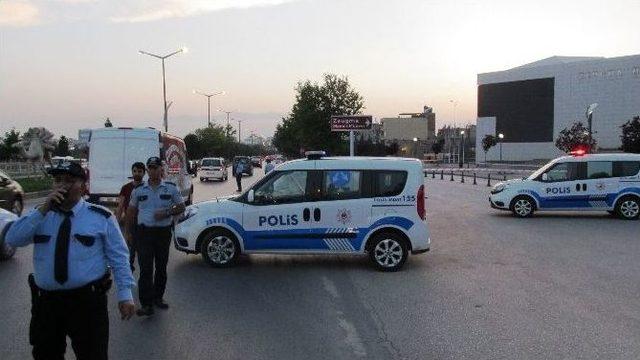 Zeugma M&uuml;zesi &Ouml;n&uuml;ndeki Ş&uuml;pheli Paket Korkuttu 1