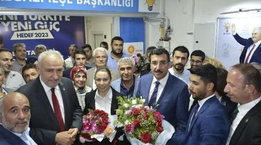 Bakan T&uuml;fenkci&rsquo;nin Son Durağı Ak Parti Malatya İl Başkanlığı Oldu