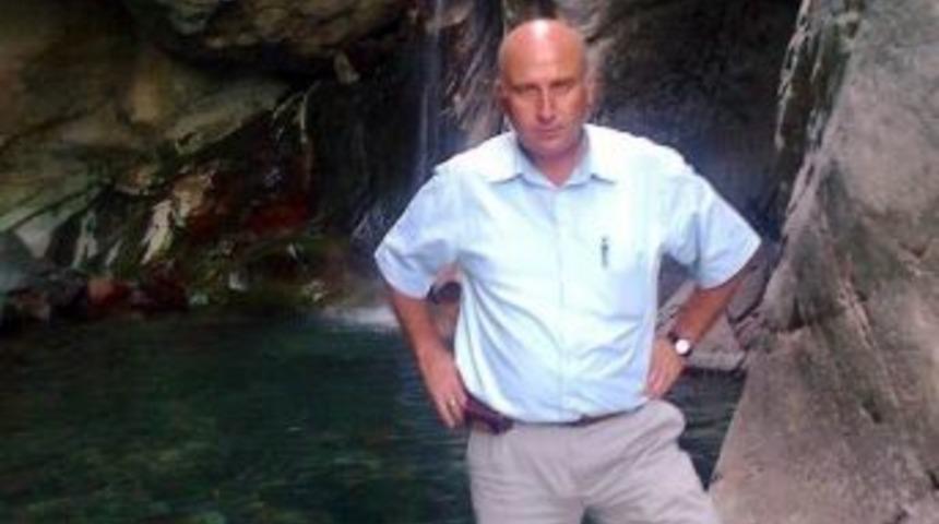 Tabancası Kazayla Ateş Alan Polis Ağır Yaralandı