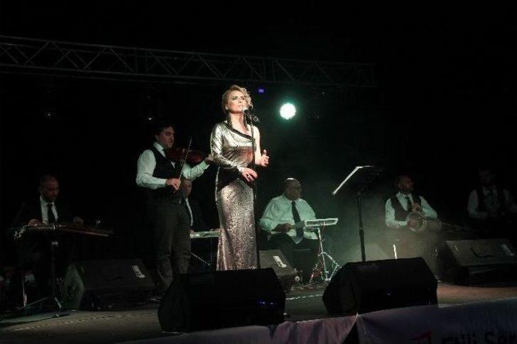 Etili Köyünde Halk Konseri Düzenlendi G1