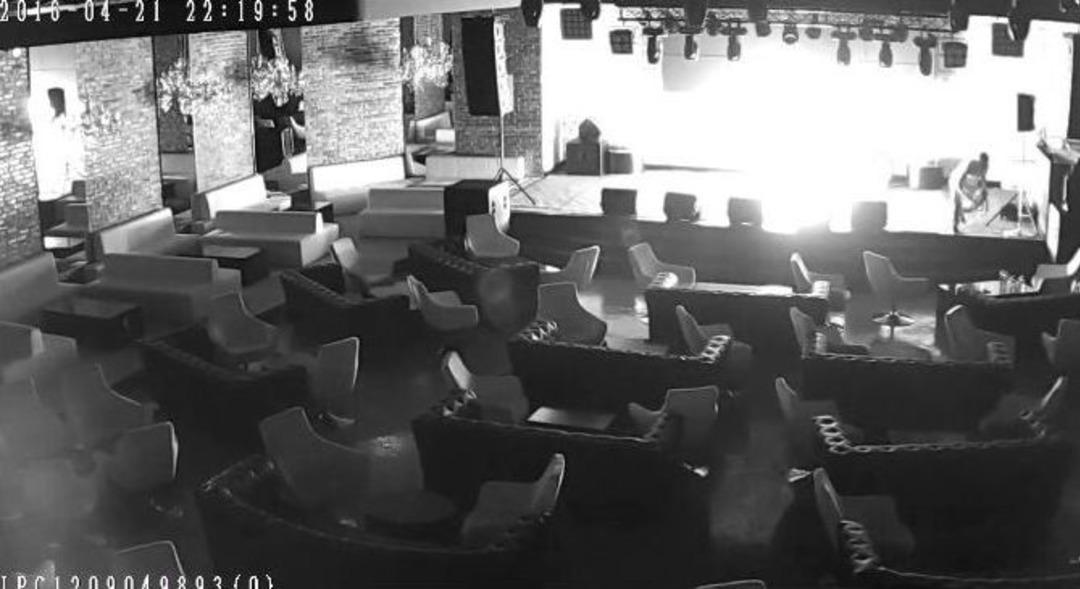 Beş Yıldızlı Otelin Barını Benzin D&ouml;k&uuml;p B&ouml;yle Yaktılar