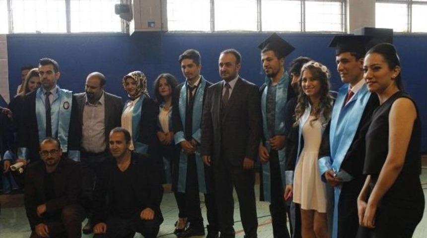 Ka&uuml; Sosyal Bilimler Myo&rsquo;da Mezuniyet T&ouml;reni