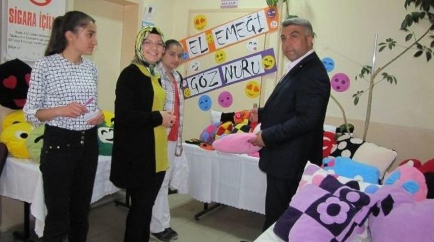 Şehitler Ortaokulu &Ouml;ğrencilerinden &Ouml;rnek Davranış