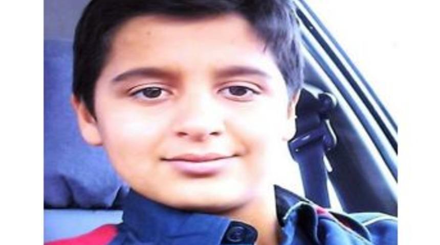 Silahla &Ouml;z&ccedil;ekim Yaparken Canından Oldu