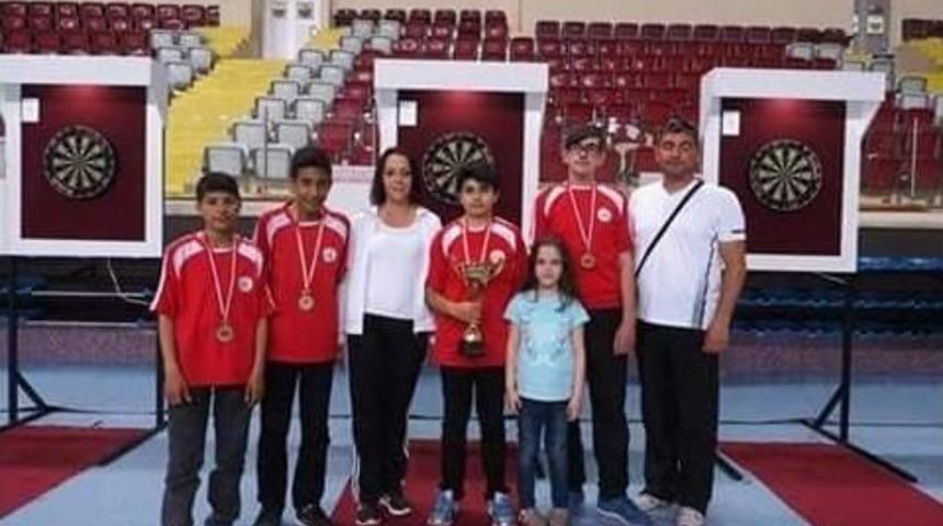 Boz&uuml;y&uuml;k Yavuz Sultan Selim Ortaokulu T&uuml;rkiye Şampiyonu Oldu