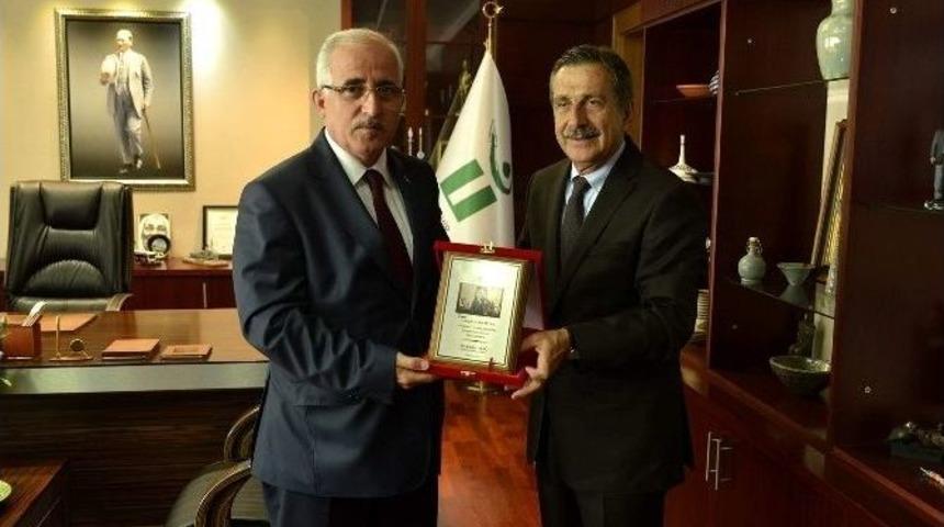 Vali Tuna&rsquo;dan Veda Ziyareti