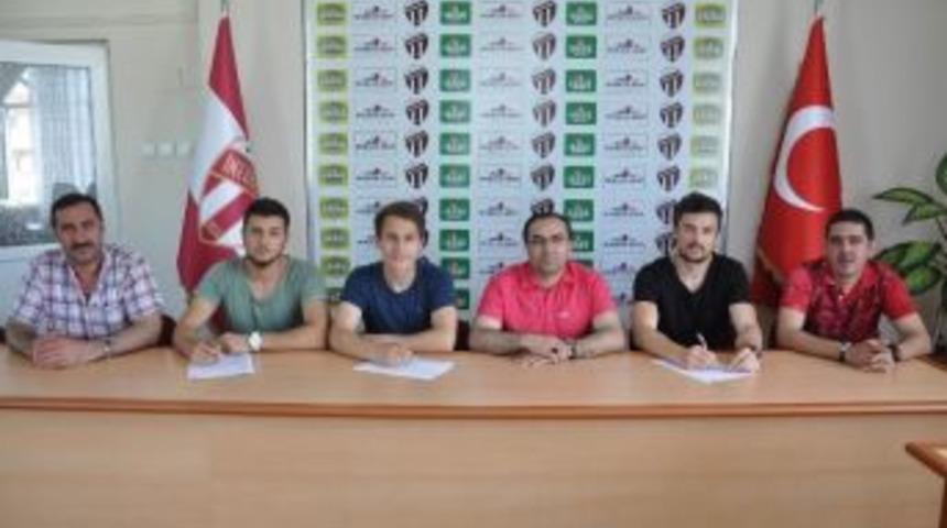 İneg&ouml;lspor &Uuml;&ccedil; Oyuncu İle Yola Devam
