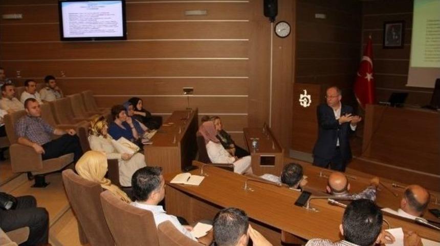 B&uuml;y&uuml;kşehir&rsquo;de T&uuml;rkiye&rsquo;nin Ekonomik Yapısı Konuşuldu