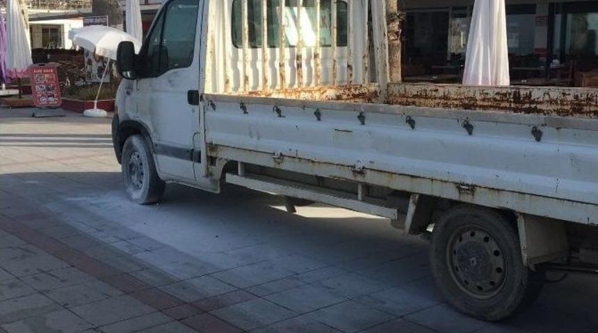 Kamyonete Kundaklama Girişimi