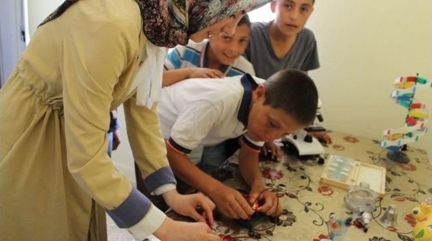 Dicle Elektrik&rsquo;ten Harran&rsquo;daki K&ouml;y Okuluna Fen Laboratuvarı