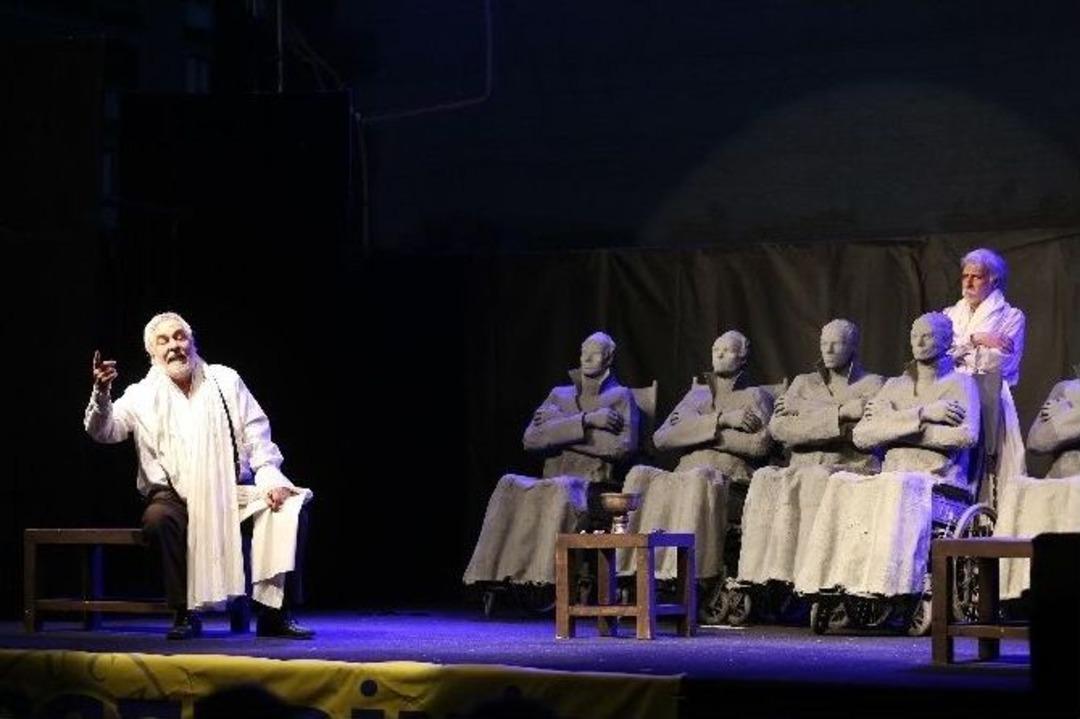 Nazım Hikmet Buca&rsquo;da Unutulmadı