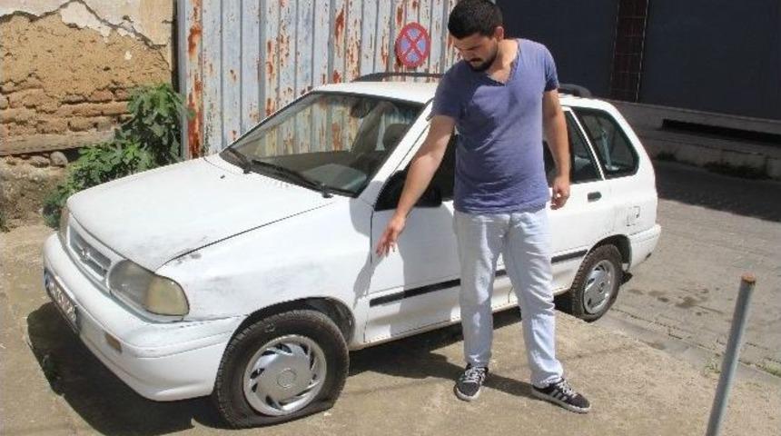 Gazetecinin Otomobilinin Lastikleri Kesildi