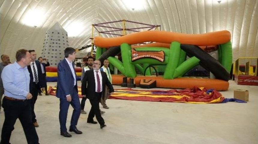 Başkan T&uuml;rel&rsquo;den &Ccedil;ocuklara B&uuml;y&uuml;k Armağan