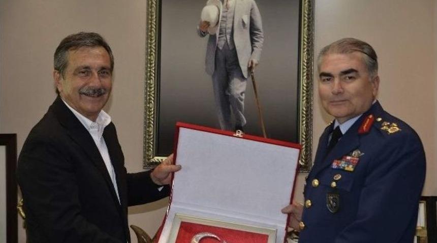 Korgeneral Şanver&rsquo;den Başkan Ata&ccedil;&rsquo;a Ziyaret