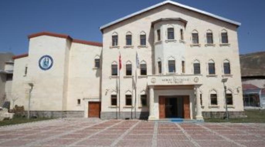 Bayburt &Uuml;niversitesinden Almanya&rsquo;ya Kınama