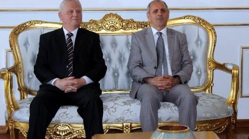 Budepeşte B&uuml;y&uuml;kşehir Belediye Başkanı Istvan Tarlos: