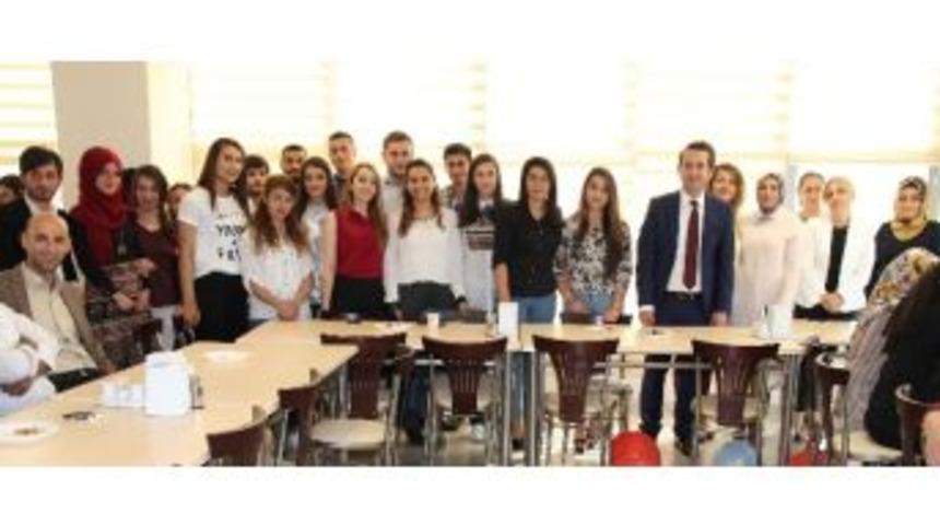 Stajyer &Ouml;ğrenciler İ&ccedil;in Veda Programı