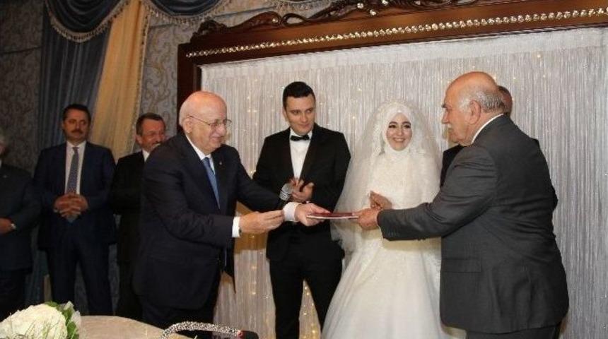 &Ccedil;aykur Genel M&uuml;d&uuml;r&uuml; S&uuml;tl&uuml;oğlu&rsquo;nun Mutlu G&uuml;n&uuml;