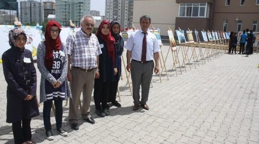 İmam Hatip Lisesi Öğrencilerinden ‘osmanlıca Karikatür’ Sergisi