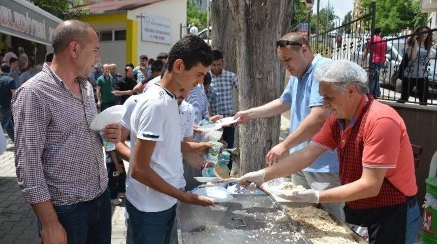 Bilecik&rsquo;te Rumeli T&uuml;rklerinden Derneğinden Hıdrellez Pilavı
