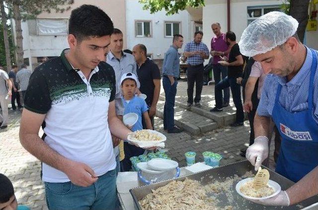 Bilecik’te Rumeli Türklerinden Derneğinden Hıdrellez Pilavı