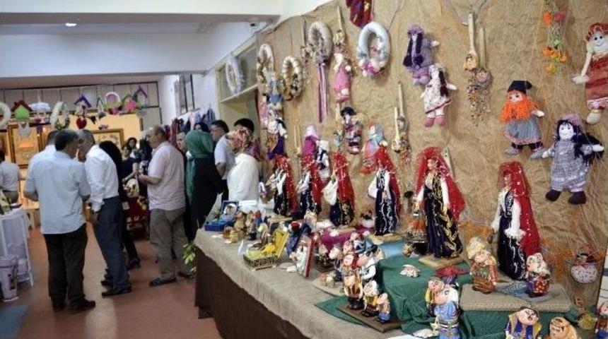 Alaplı&rsquo;lı Ev Hanımları Meslek &Ouml;ğrenip Sergi A&ccedil;tı