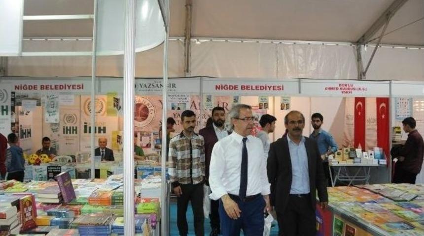 Niğde Kitap Fuarı&rsquo;na Yoğun İlgi
