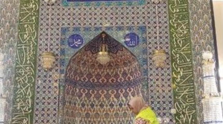 Ereğli&rsquo;de Camiler G&uuml;lsuyu İle Temizleniyor