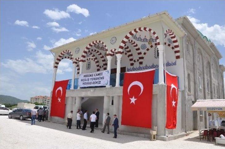 Bozüyük Medine Camii İbadete Açıldı G1