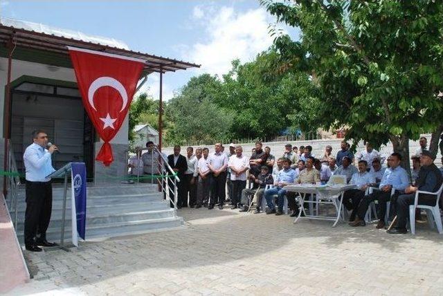 Akşinik Köyü Camii İbadete Açıldı