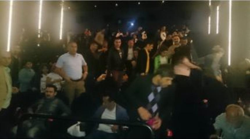 H&uuml;k&uuml;ml&uuml;ler Sinemaya G&ouml;t&uuml;r&uuml;ld&uuml;