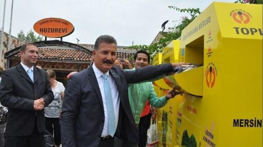 Toroslar Belediyesi, Giysi Toplama Kutuları Yerleştiriyor