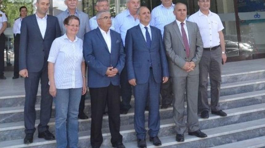 Vali Salihoğlu’ndan Başkan Baysan’a Veda Ziyareti