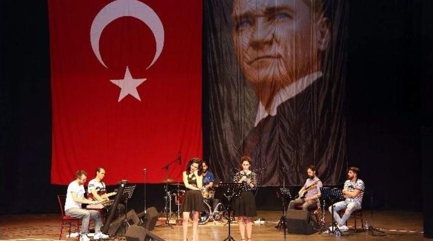 Edebiyat G&uuml;nleri Aydınlılardan B&uuml;y&uuml;k İlgi G&ouml;rd&uuml;