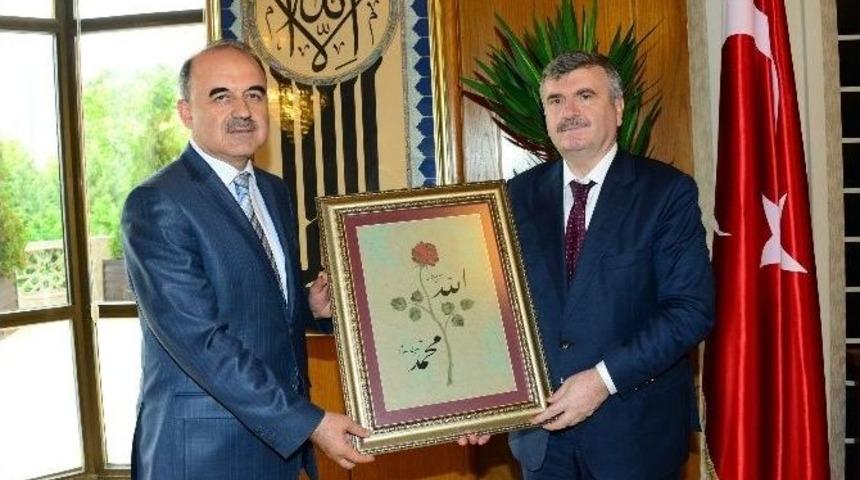 Vali Erol&rsquo;dan Başkan Aky&uuml;rek&rsquo;e Veda Ziyareti