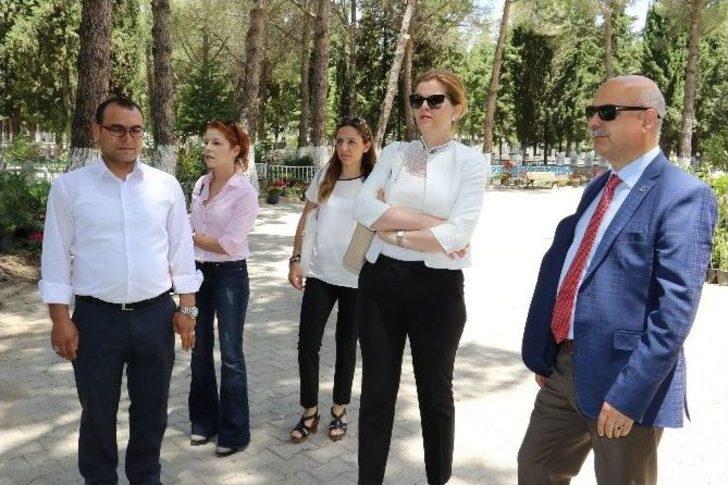 Aykurt, Demirci’de Hizmet Birimlerini İnceledi G5