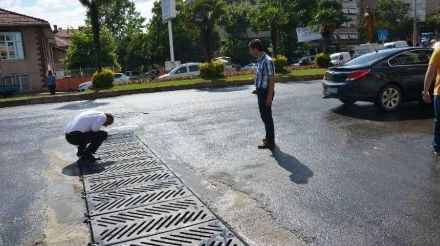 S&uuml;leymanpaşa İl&ccedil;e Merkezinin Şiddetli Yağıştan Etkilenmemesi Sevindirdi