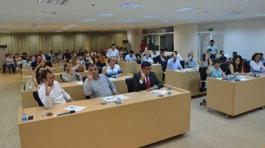 Chp&rsquo;li &Ccedil;orlu Belediyesi Muhsin Yazıcoğlu&rsquo;nun Adını Caddeye Verecek