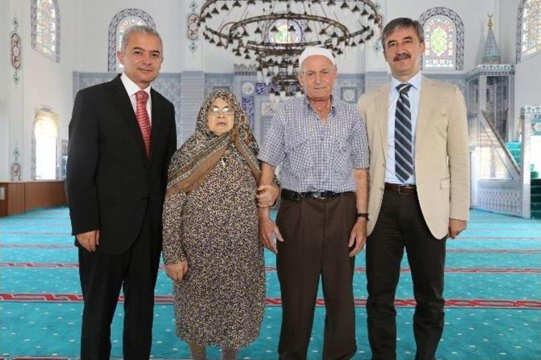 Hz. Ebu Bekir Camii Dualarla Hizmete Girdi