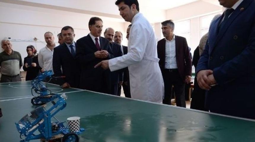 Minik Mucitler Beğenildi