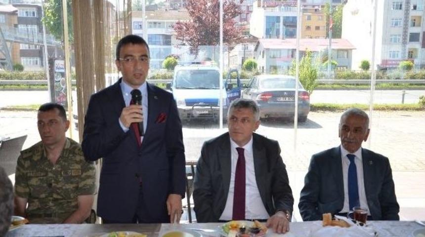 Kaymakam Arslan Ve Başkan Sarıalioğlu Muhtarlarla Kahvaltıda Buluştu