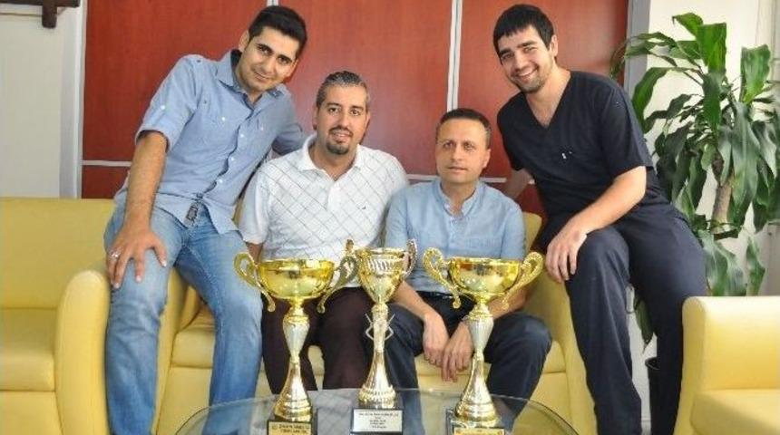 &Uuml;nilig&rsquo;de &Uuml;st &Uuml;ste 3.kez Şampiyon Balcalı