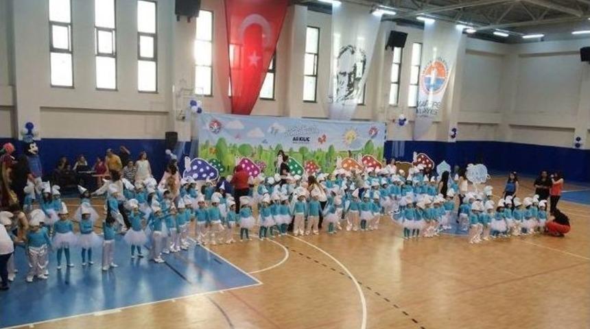 Kreş &Ouml;ğrencileri Yıl Sonu G&ouml;sterileriyle B&uuml;y&uuml;ledi
