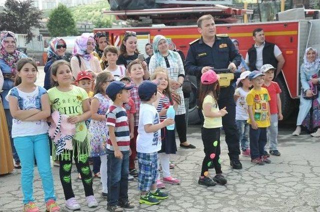 Bozüyük’te Minik Öğrencilere Yangın Eğitimi