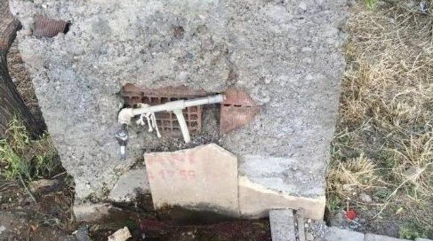 Ak&ccedil;adağ&rsquo;da Mezarlık Tepkisi