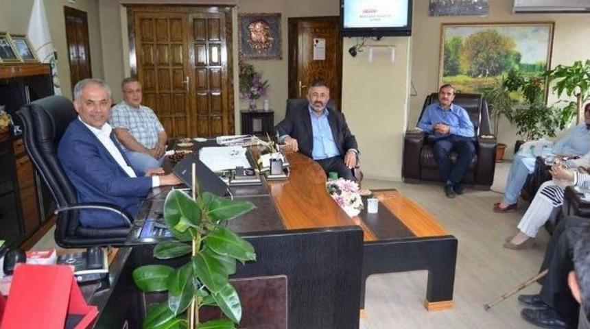 Ak Parti Merkez İl&ccedil;e Teşkilatı&rsquo;ndan Başkan Yaman&rsquo;a Ziyaret