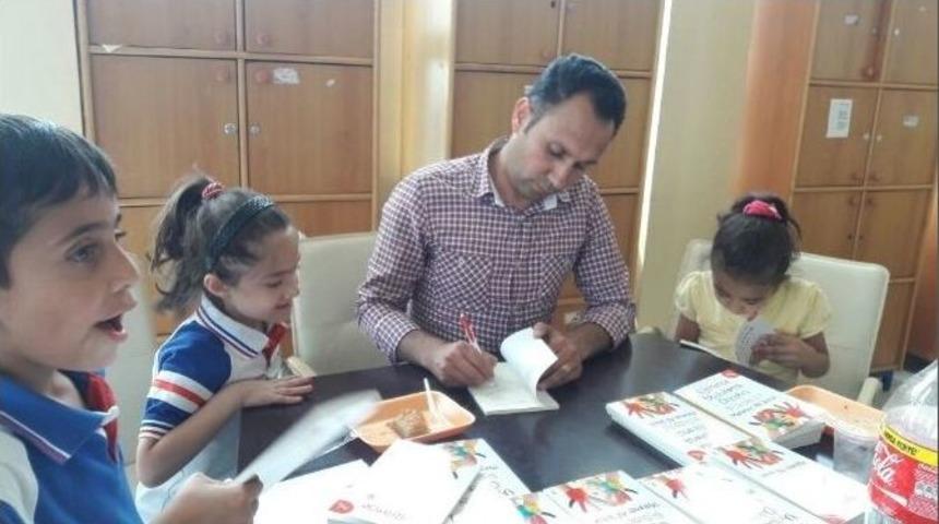 Viranşehir&rsquo;de 200 Yazarlı Kitabın İkinci Baskısı Yapıldı