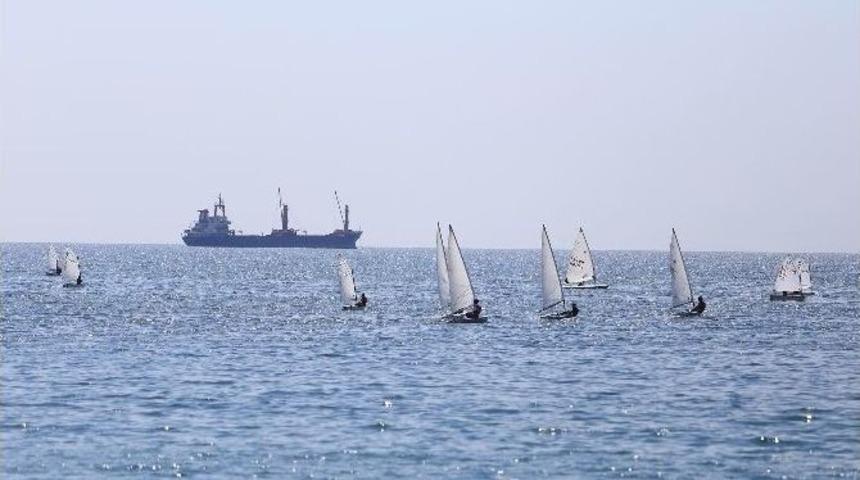 Yelkenciler Kiraz Festivali İ&ccedil;in Yarışıyor