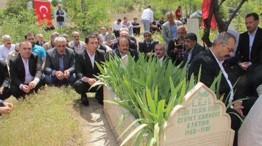 Elazığ&rsquo;da Cevdet Karakaş Kabri Başında Anıldı