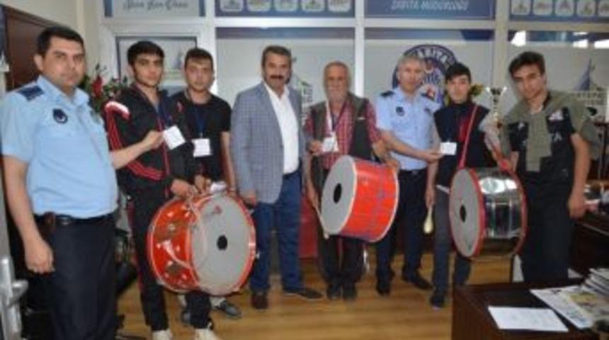 Kartepe&rsquo;de 84 Davulcu G&ouml;rev Yapacak